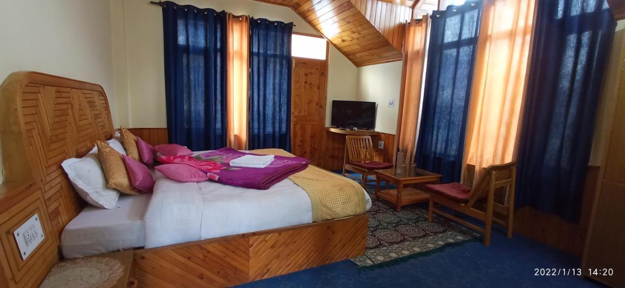 Heavenly Daze Cottage Manāli Exteriör bild